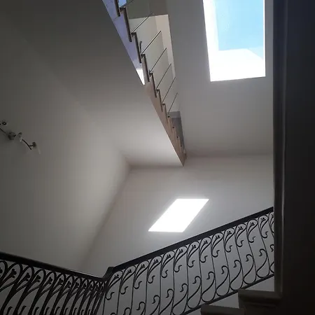 ベッド・アンド・ブレックファスト Fauzia Hamrun