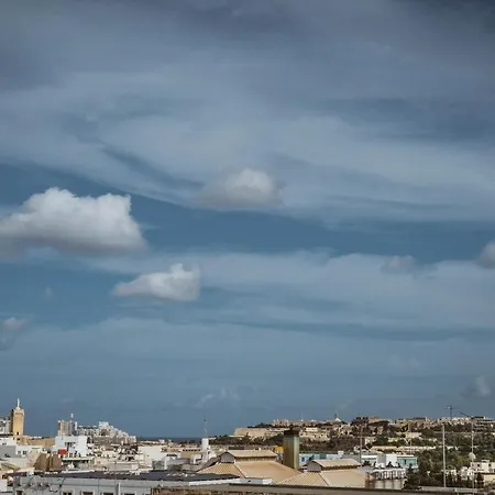 Fauzia ベッド・アンド・ブレックファスト Hamrun