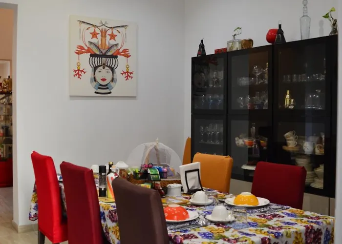 Fauzia לינה וארוחת בוקר 3*