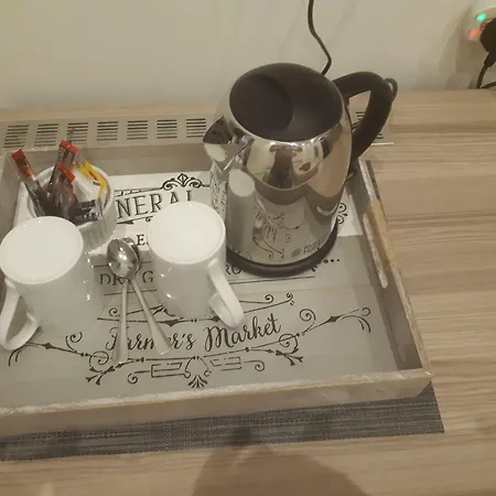 Fauzia Couette-café