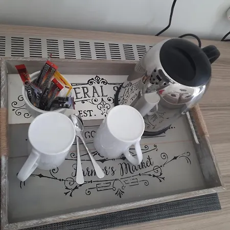 Fauzia Couette-café 3*