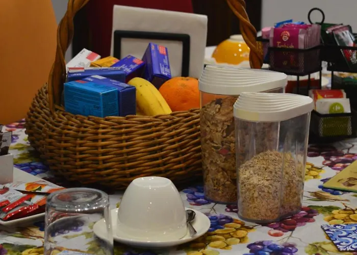 Fauzia Bed & Breakfast